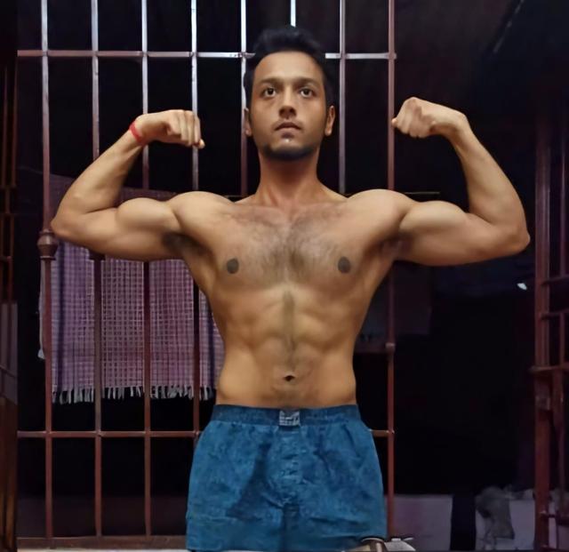 Before and after photo of Smarak Subudhiray